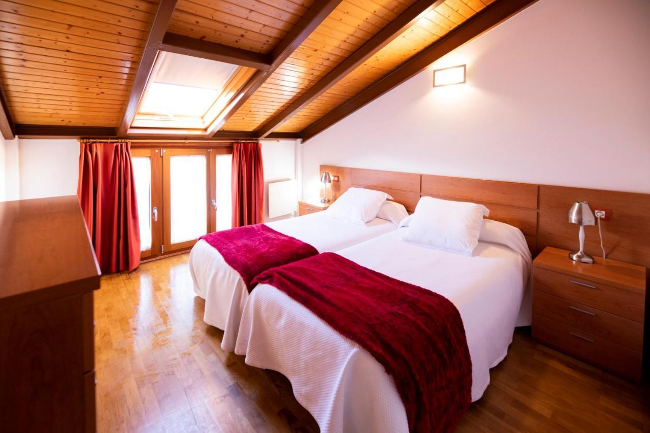 Apartamentos Cean Bermudez Gijón Buitenkant foto