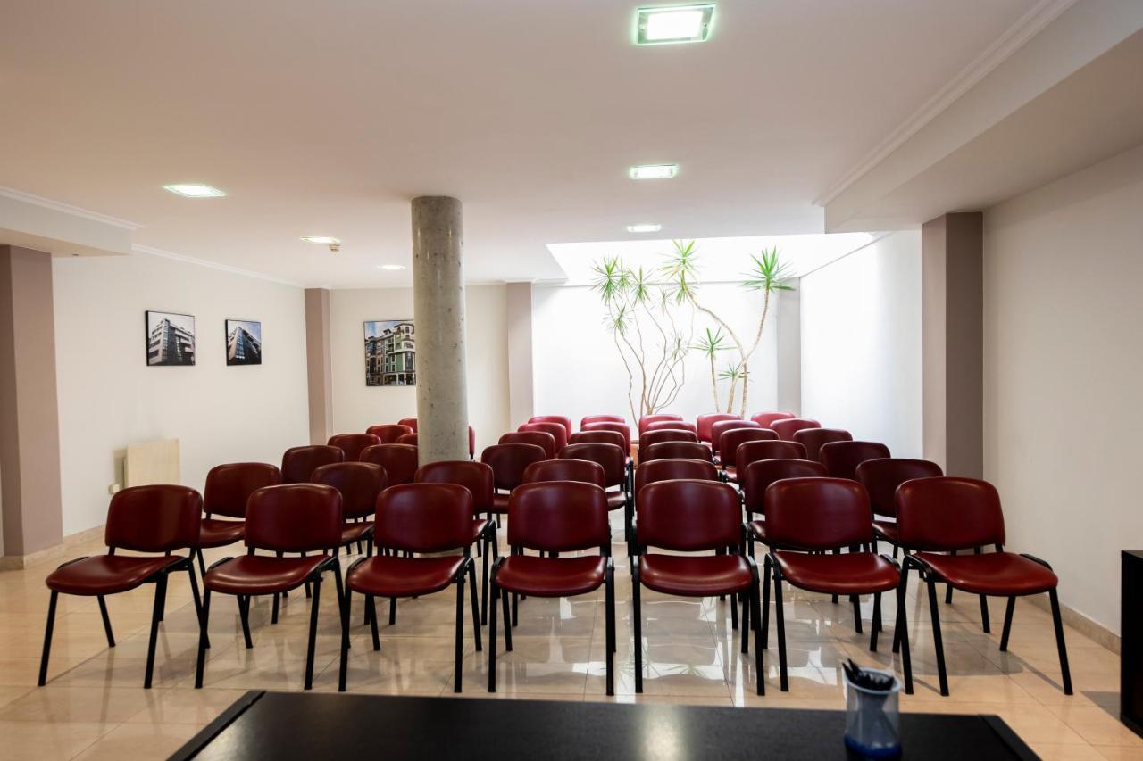 Apartamentos Cean Bermudez Gijón Buitenkant foto