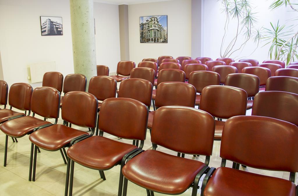 Apartamentos Cean Bermudez Gijón Buitenkant foto