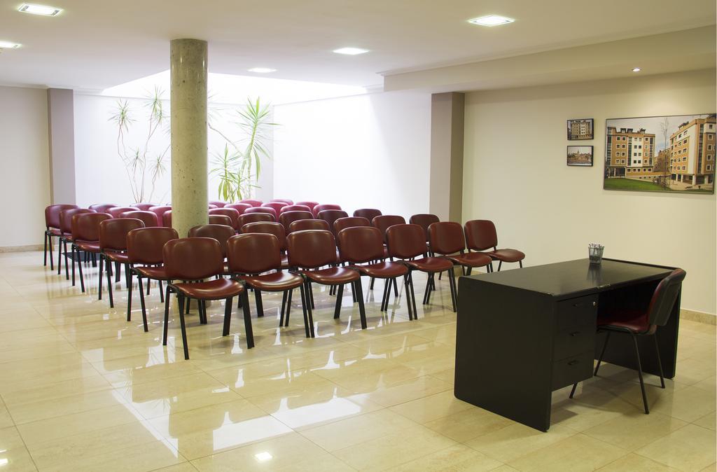 Apartamentos Cean Bermudez Gijón Buitenkant foto