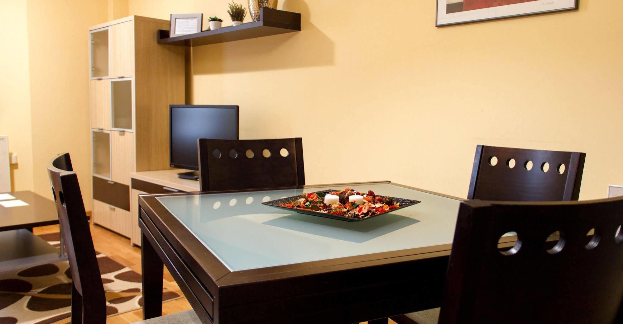 Apartamentos Cean Bermudez Gijón Buitenkant foto